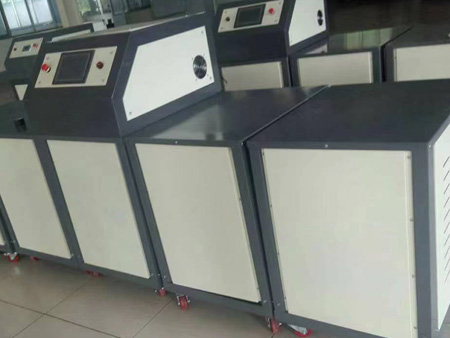 模塊水源熱泵機(jī)組車間