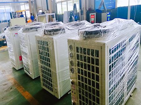 空氣能熱水機(jī)車(chē)間